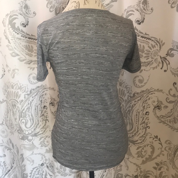 Nike Dri fit Tee - Picture 3 of 6